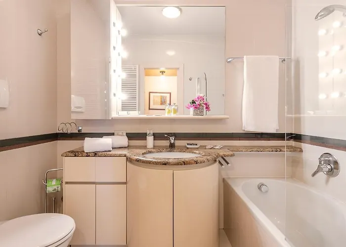 Royal - Centro Duomo Apartment Milan