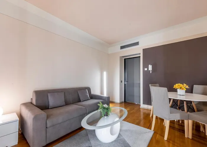 Apartment Royal - Centro Duomo *