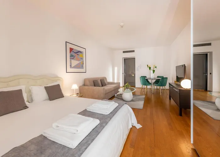 Apartment Royal - Centro Duomo Milan