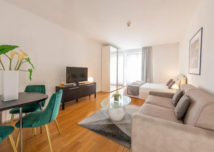 Royal - Centro Duomo * Milan