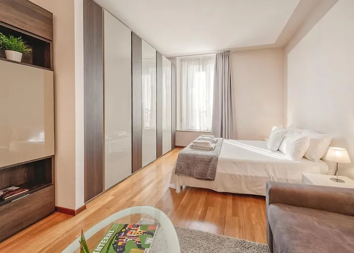 Royal - Centro Duomo * Milan