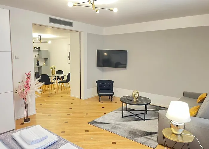 Royal - Centro Duomo Apartment