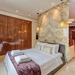 Royal - Centro Duomo Apartamento Milán